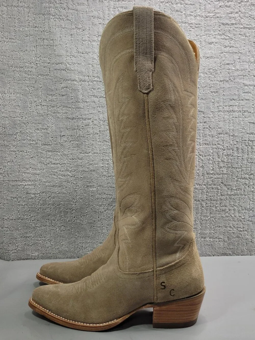 Tecovas The Abby Women's Size US 10.5BW Driftwood Suede Cowgirl Boots.